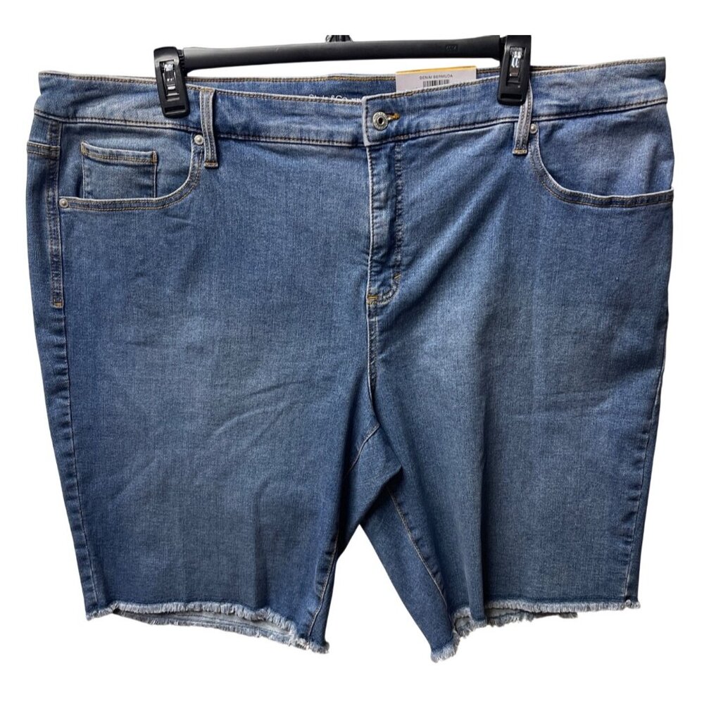 Style&Co 24W Plus Bermuda Denim Shorts Slimming Pockets Midrise Raw Hem THE END